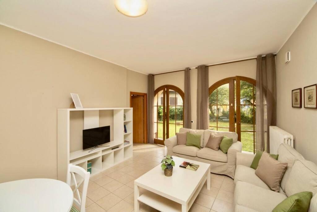 Contempora Apartments - Ca' Brenta Garden サン・フェデーレ・インテルヴィ エクステリア 写真