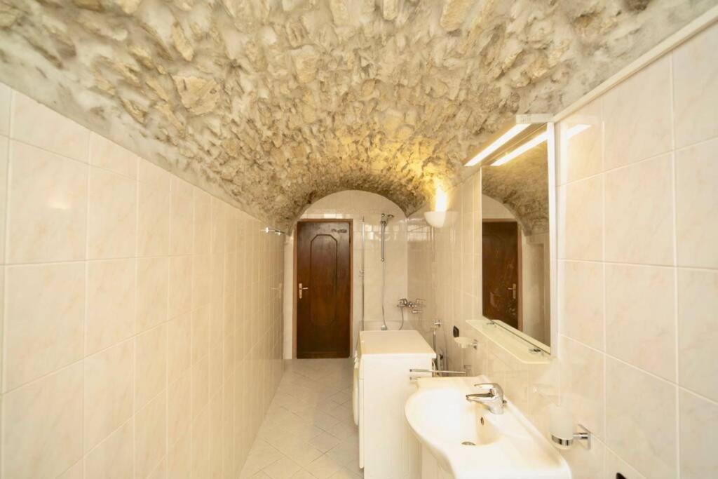Contempora Apartments - Ca' Brenta Garden サン・フェデーレ・インテルヴィ エクステリア 写真