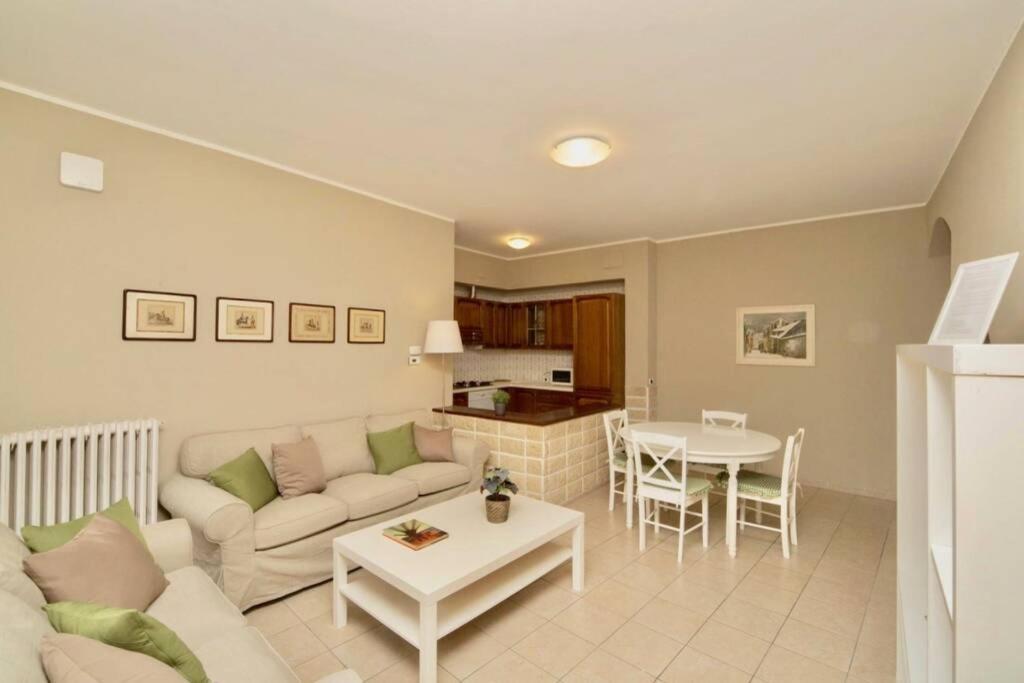 Contempora Apartments - Ca' Brenta Garden サン・フェデーレ・インテルヴィ エクステリア 写真
